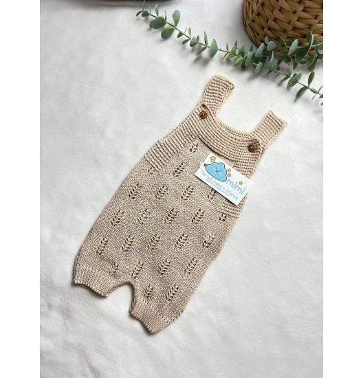 Jardineira Perna Curta Areia