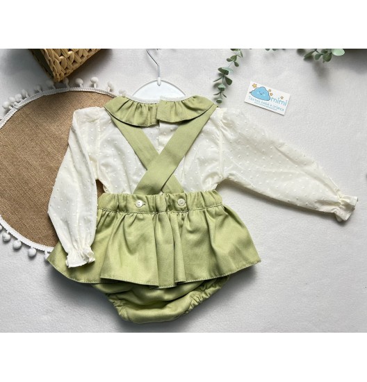 Conjunto com Saia Simples Verde